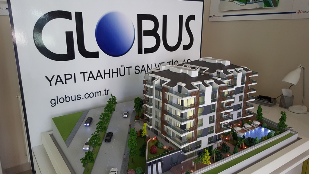 Globus 30