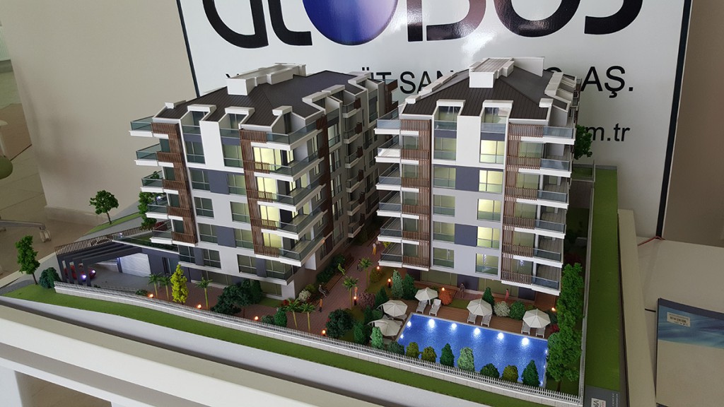Globus 30